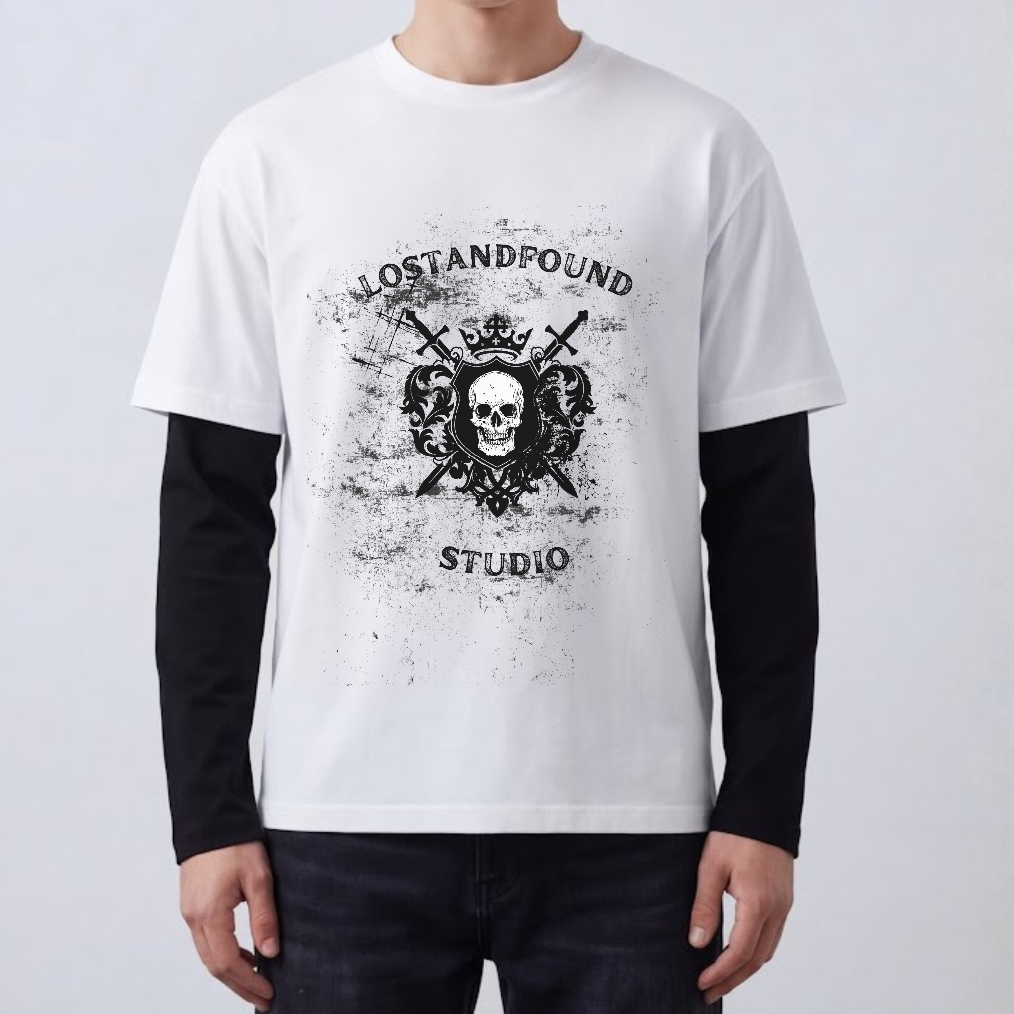 VINTAGE SHIELD  T-SHIRT